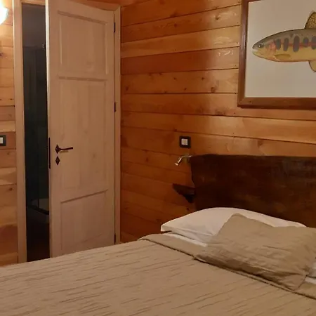Trout Pensionat Collagna